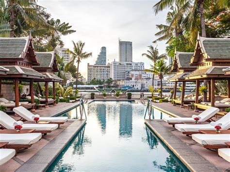 Luxury Hotel Suites in Bangkok .